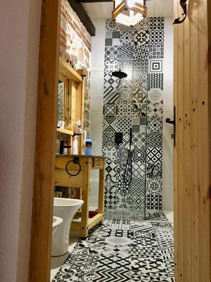 Rahoni Park & Suites Dhërmi エクステリア 写真