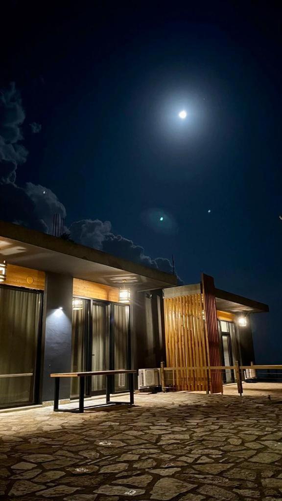 Rahoni Park & Suites Dhërmi エクステリア 写真