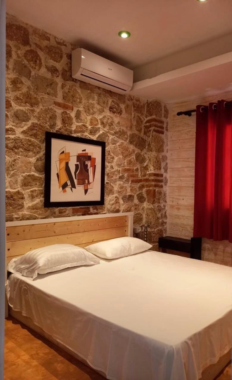 Rahoni Park & Suites Dhërmi エクステリア 写真